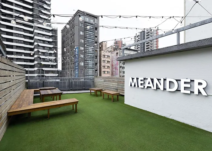 Meander Taipei Hostel